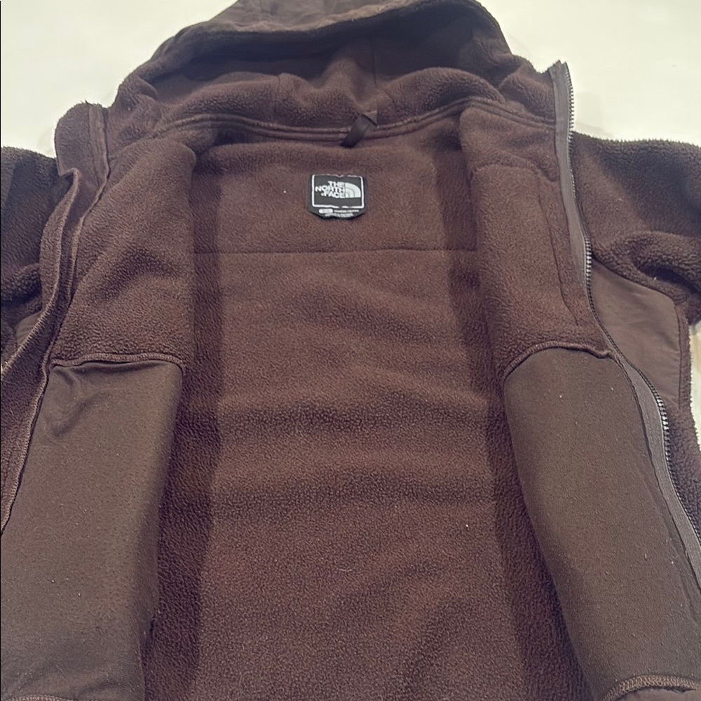 The North Face Women’s Dark Brown Performance Jacket - Picture 6 of 8